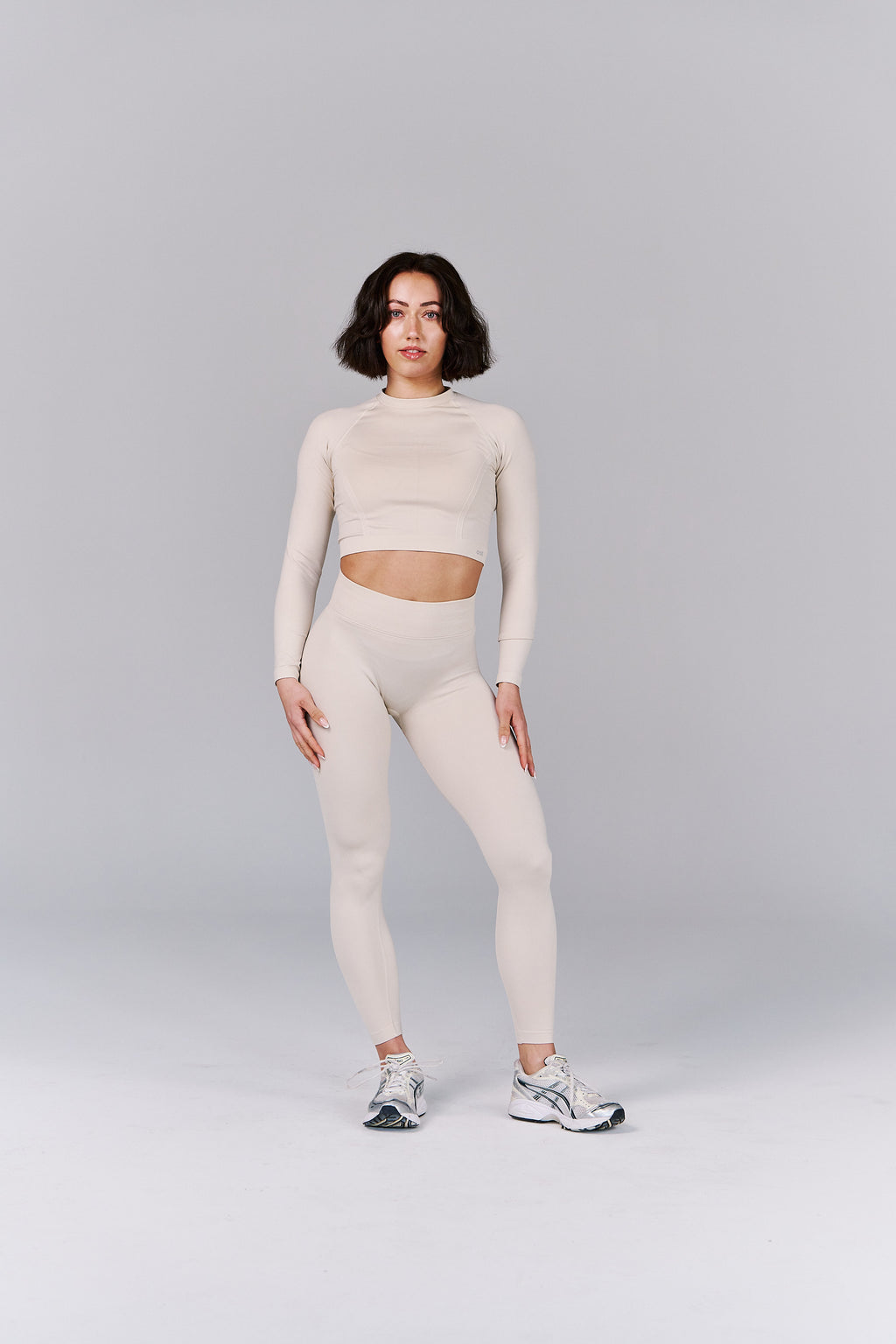 Limitless Seamless Long Sleeve Crop Top - Cream